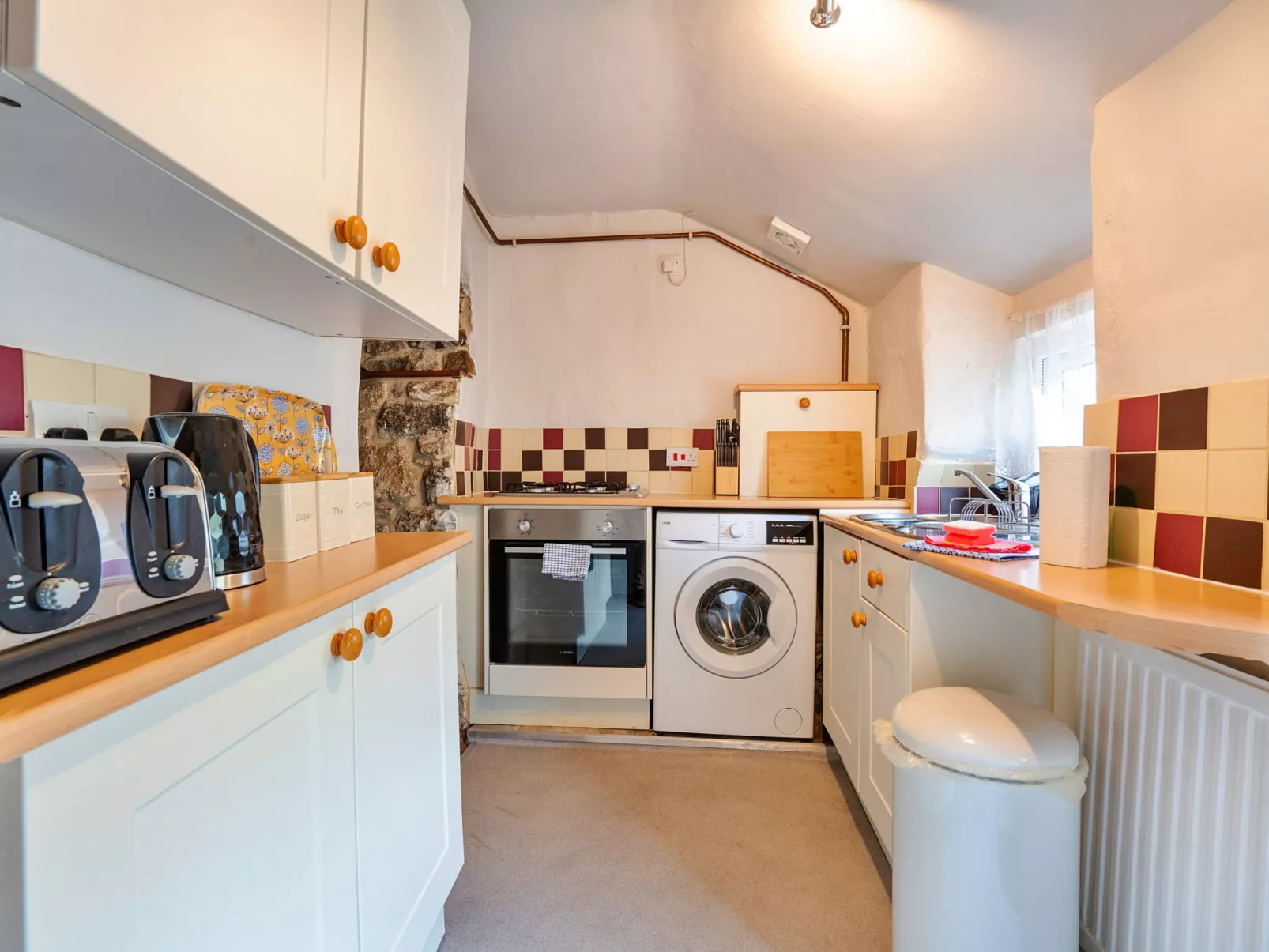 Westcote Cottage-Binnen