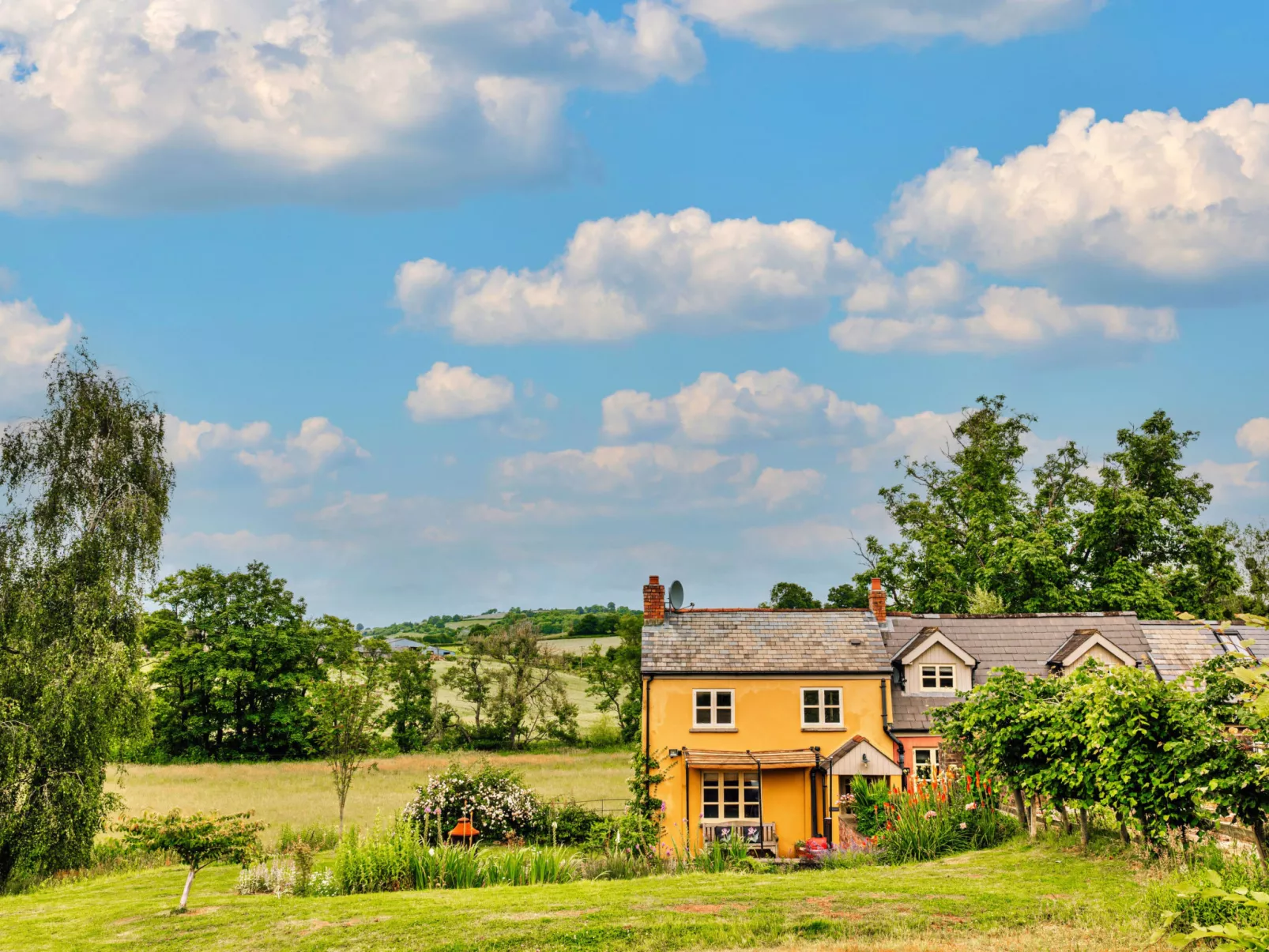 Beili Glas Cottage-Buiten