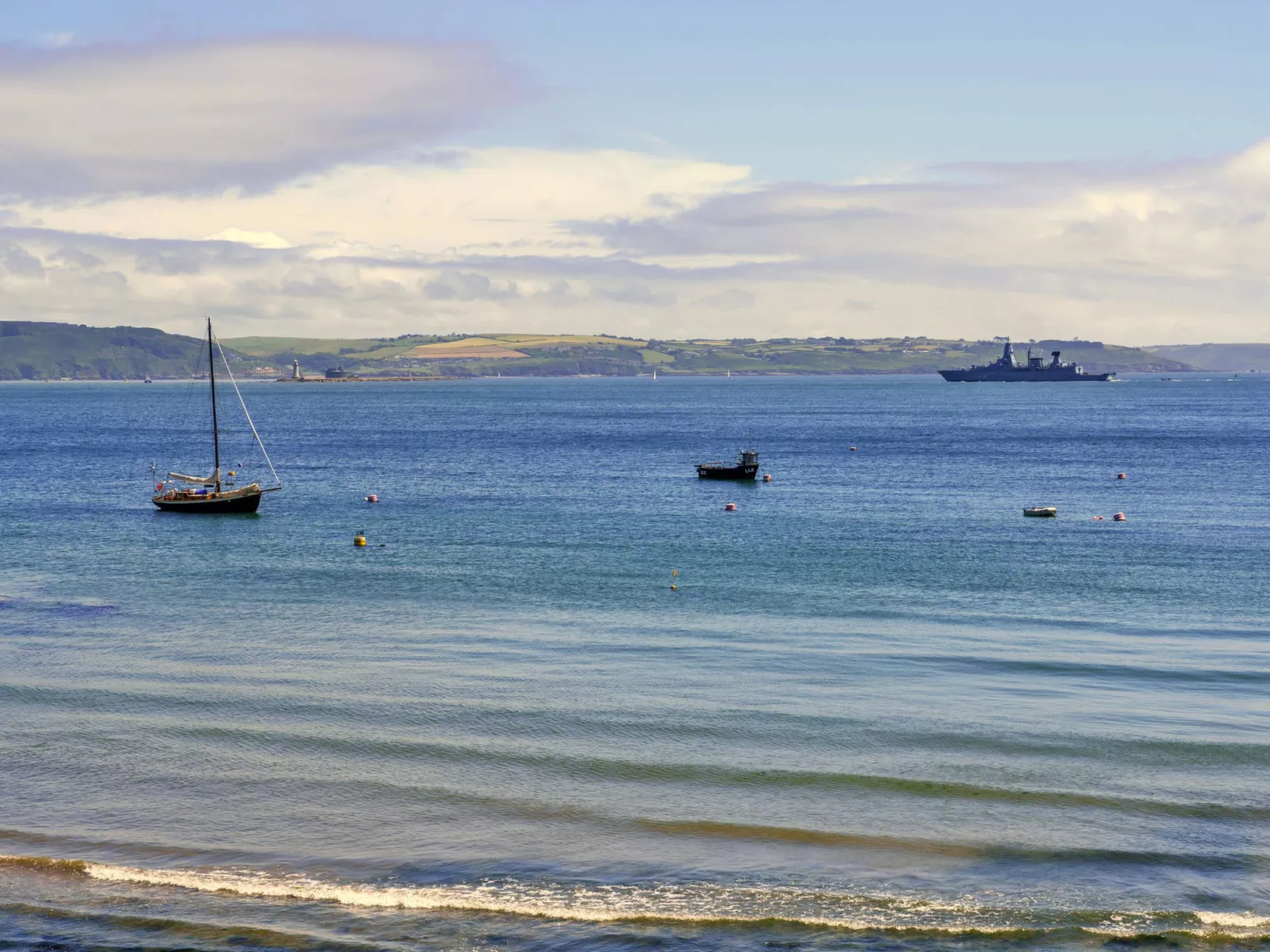 April Cottage-Binnen