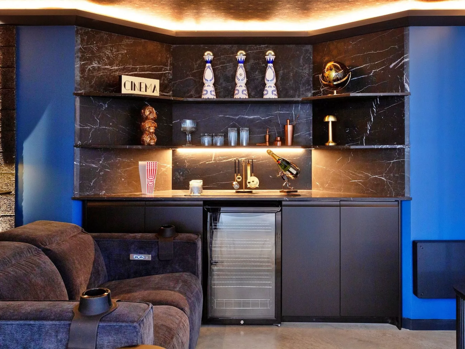 Wesleyan House-Binnen