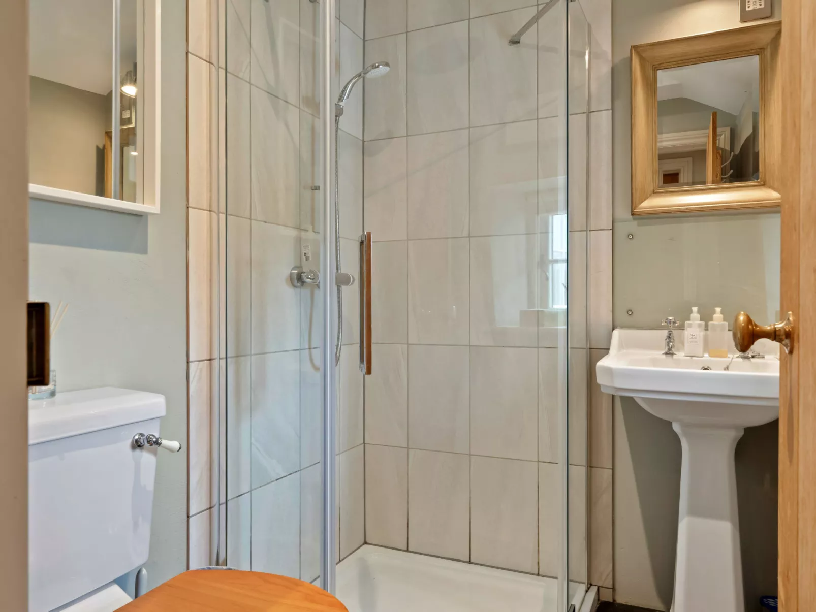 St Eval School House-Binnen