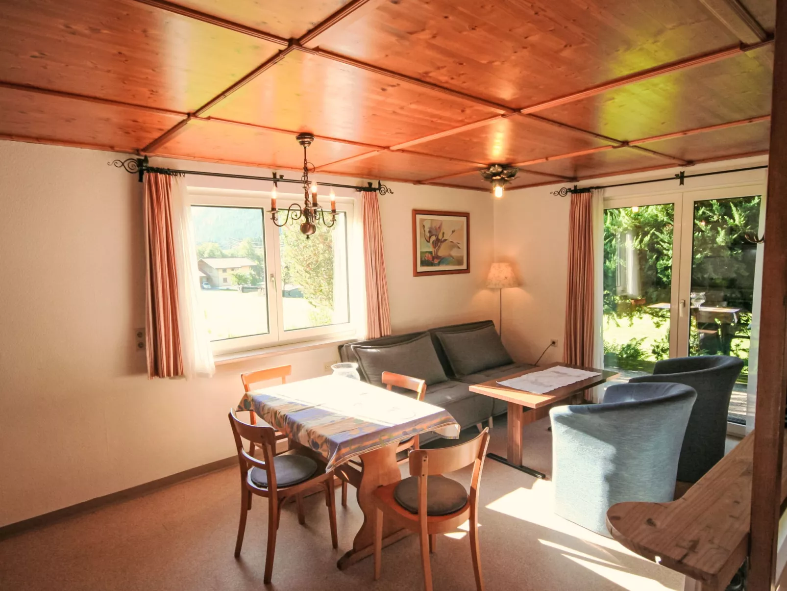 Kombi-Objekt Studio "Biara" und "Grenta"-Binnen