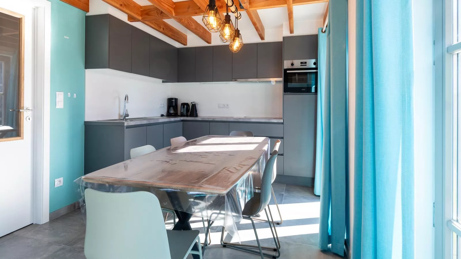 Westhinder I H12-Eetkamer