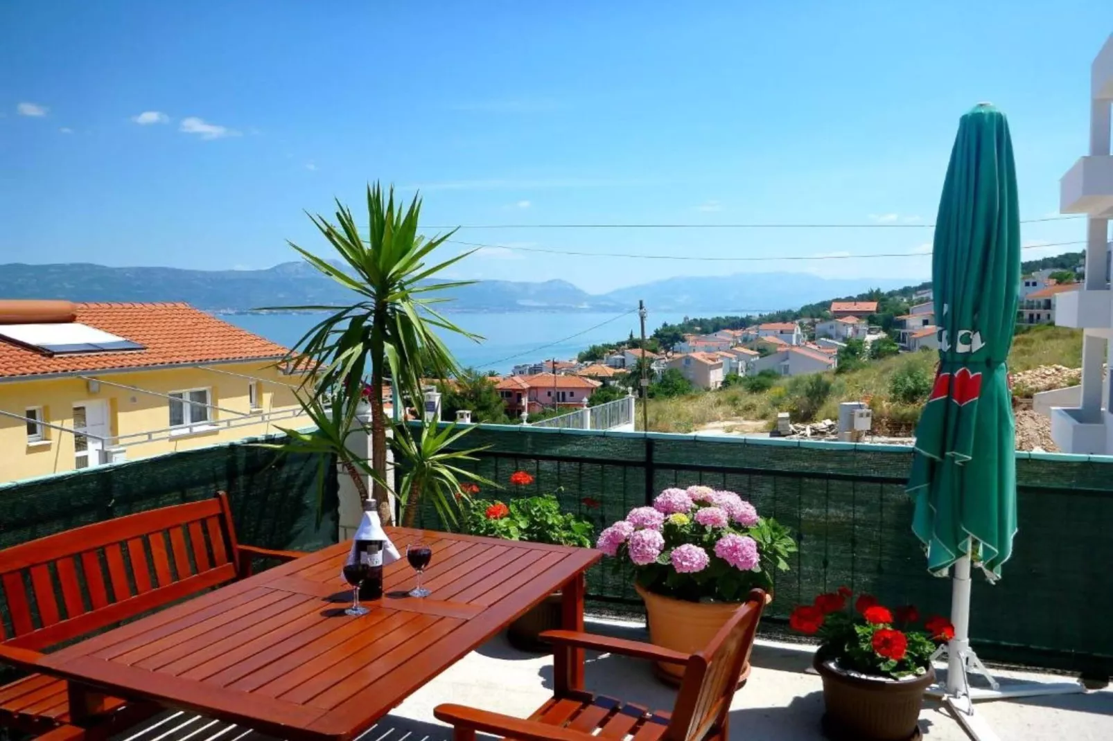 Beachfront Mastrinka Apartments with Sea View - Studio Apartment with Terrace and Sea View-Terras