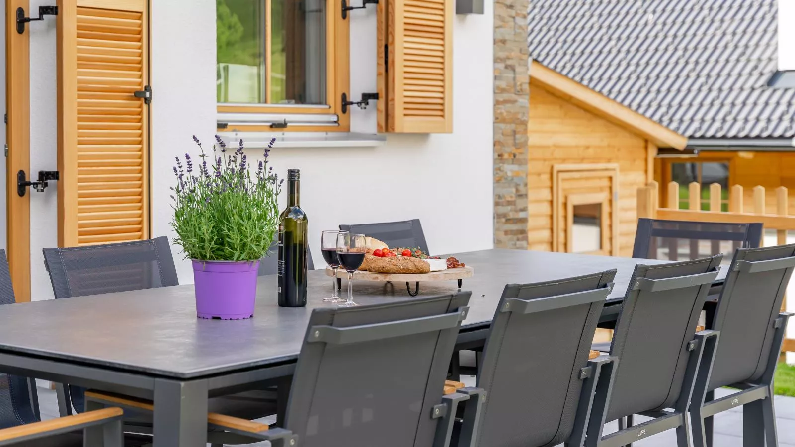 Haus Enzian-Terrasbalkon