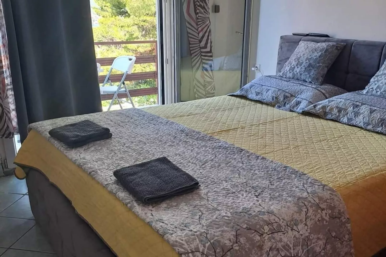 Apartments Boris Donji Karin - One Bedroom Apartment (Deluxe Apartment)-Slaapkamer