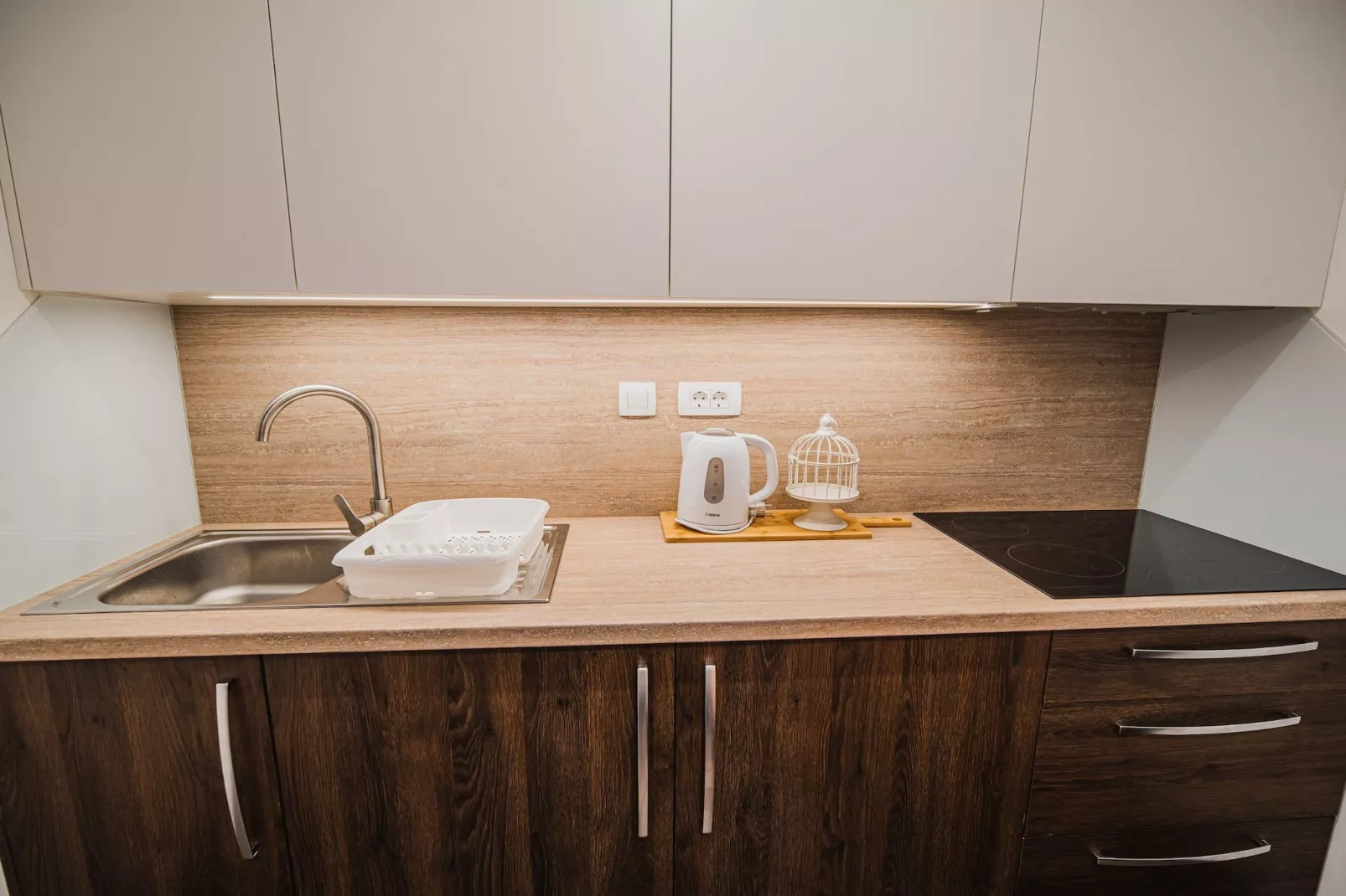 Enchanting Rural Apartment with Terrace - Studio Apartment with Terrace-Keuken