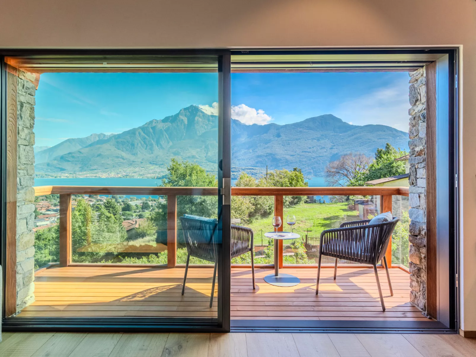 Woodhouse Domaso-Buiten