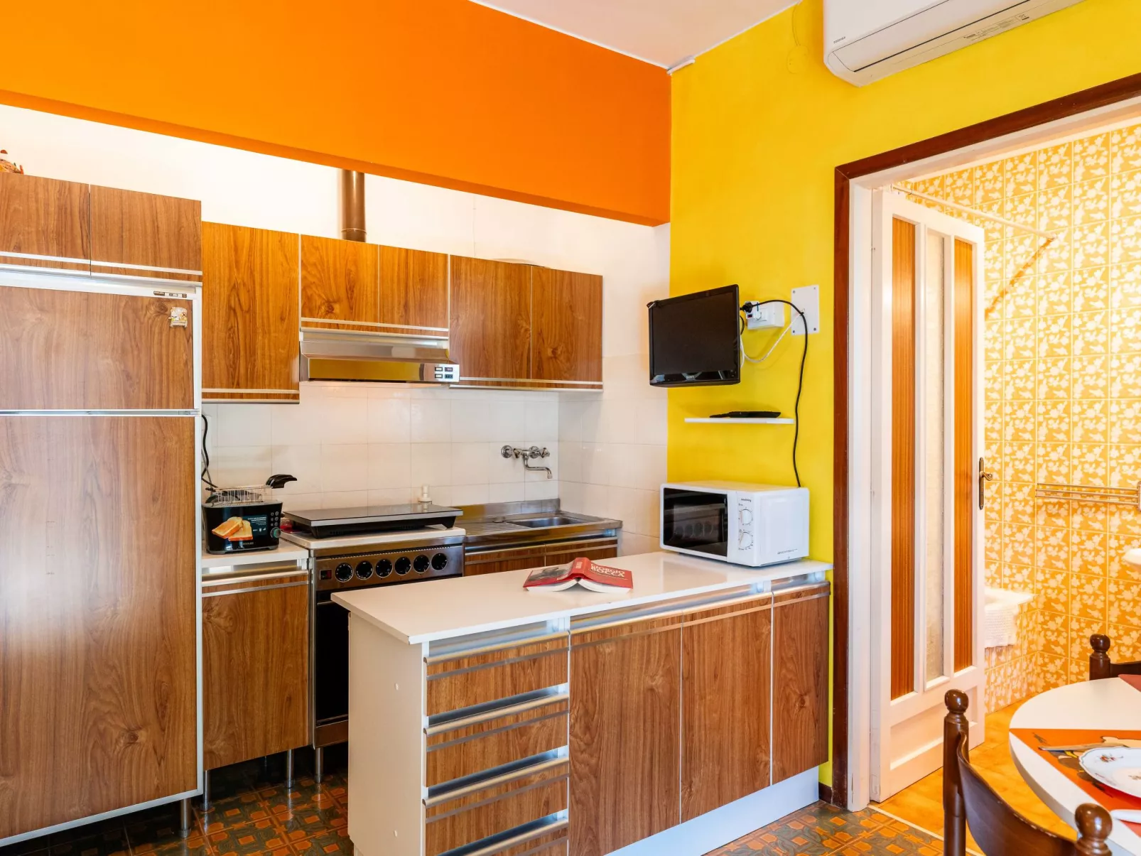 In the Garden-Binnen