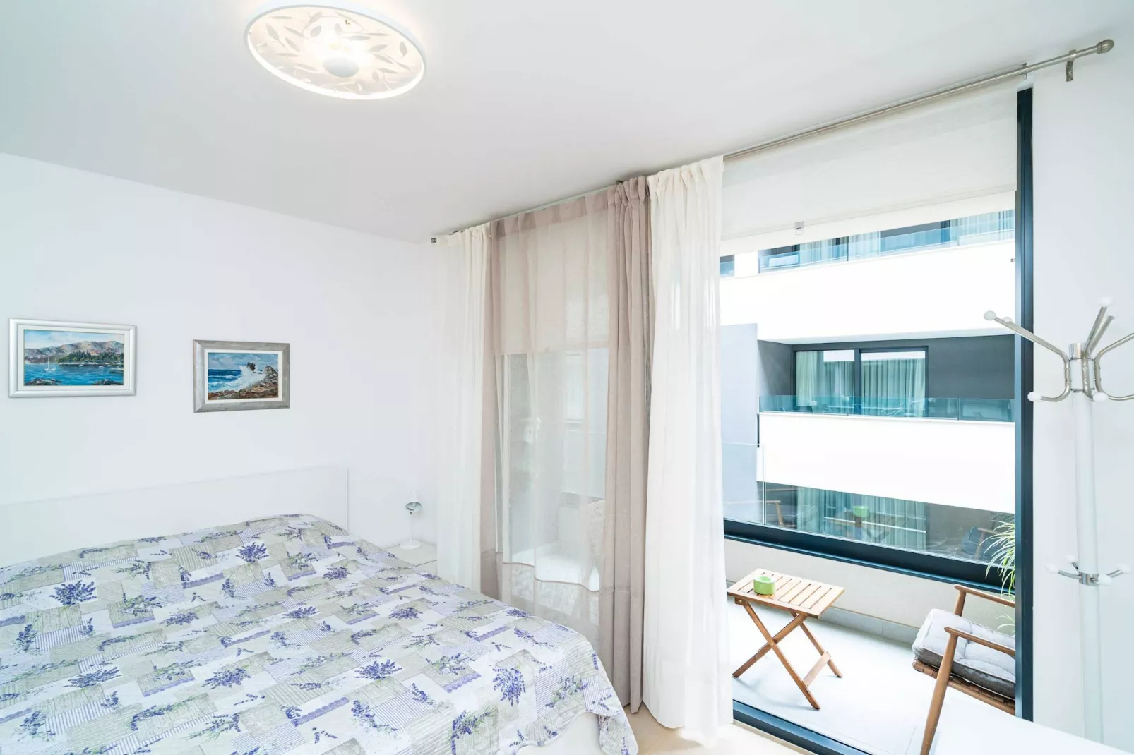 Lenka Apartment - Studio Apartment with Balcony-Slaapkamer