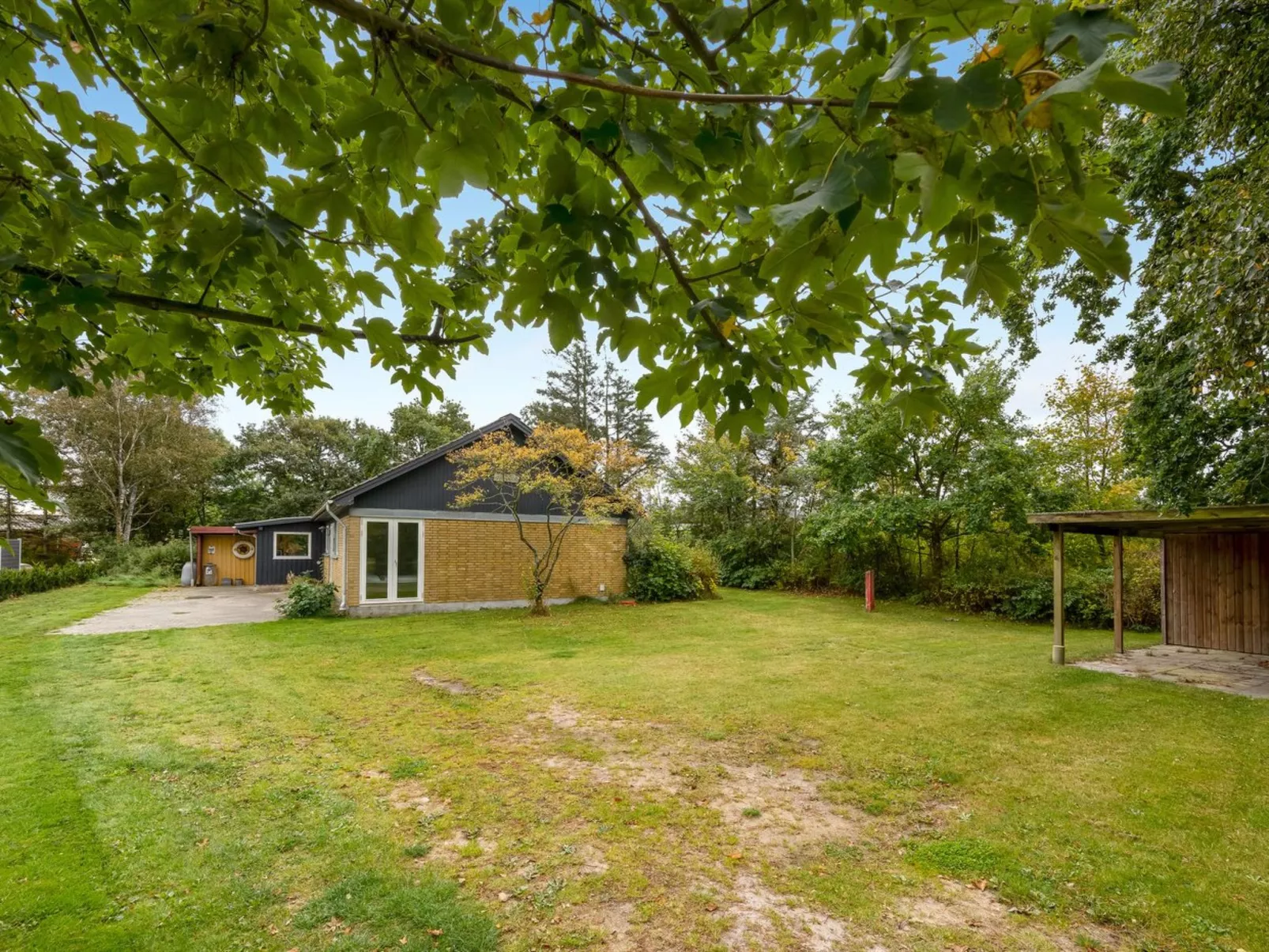 "Naia" - 300m to the fjord-Buiten