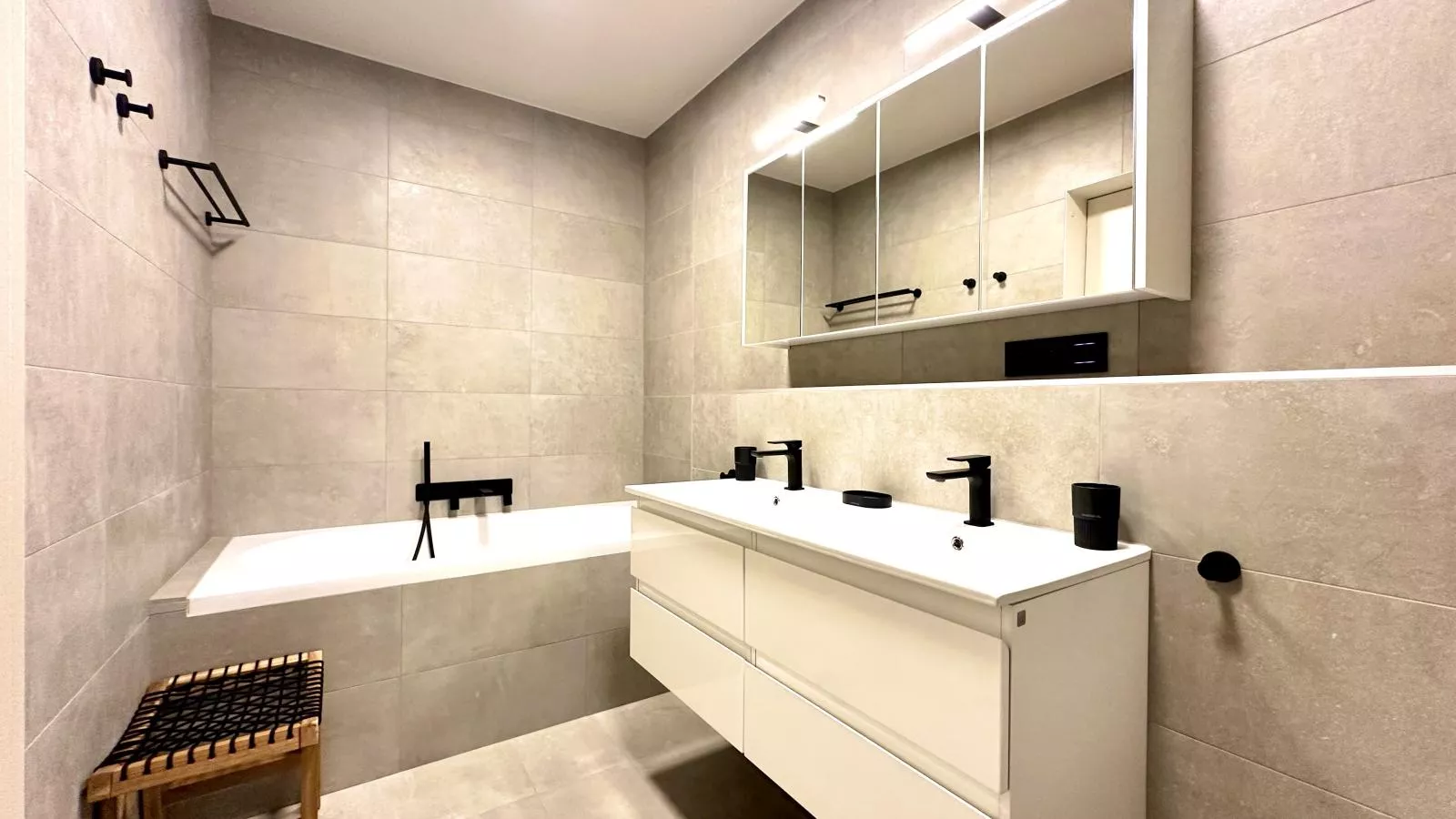 Durbuy Bato-Badkamer