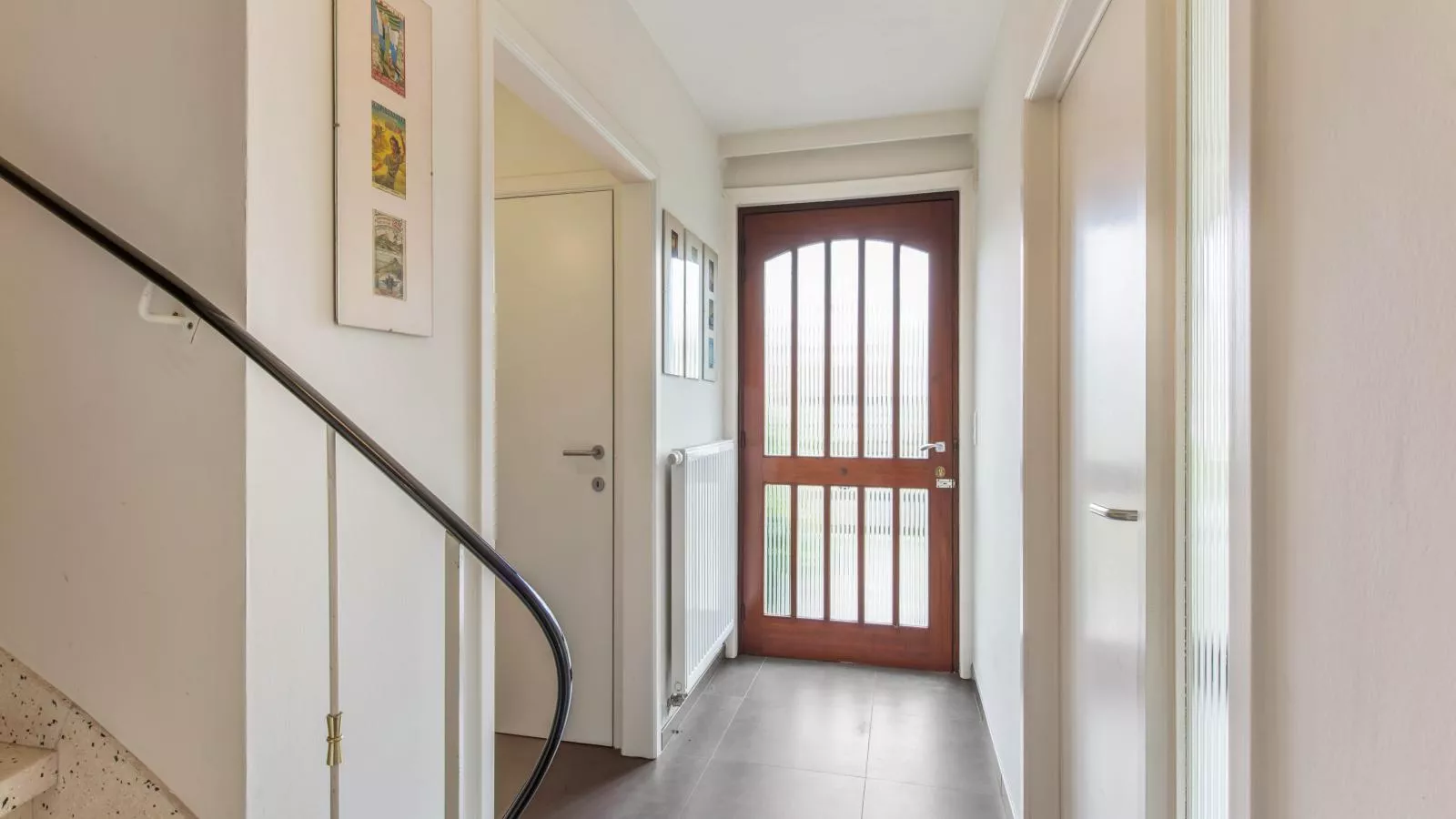 Chez Nous-Hal-ontvangst