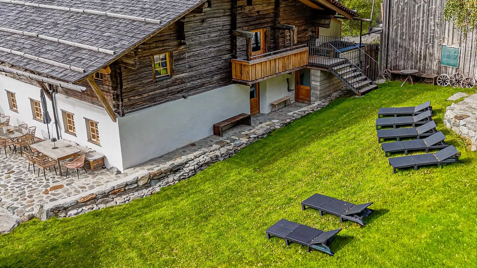 Raneburg 4 Almhaus-Tuinen zomer