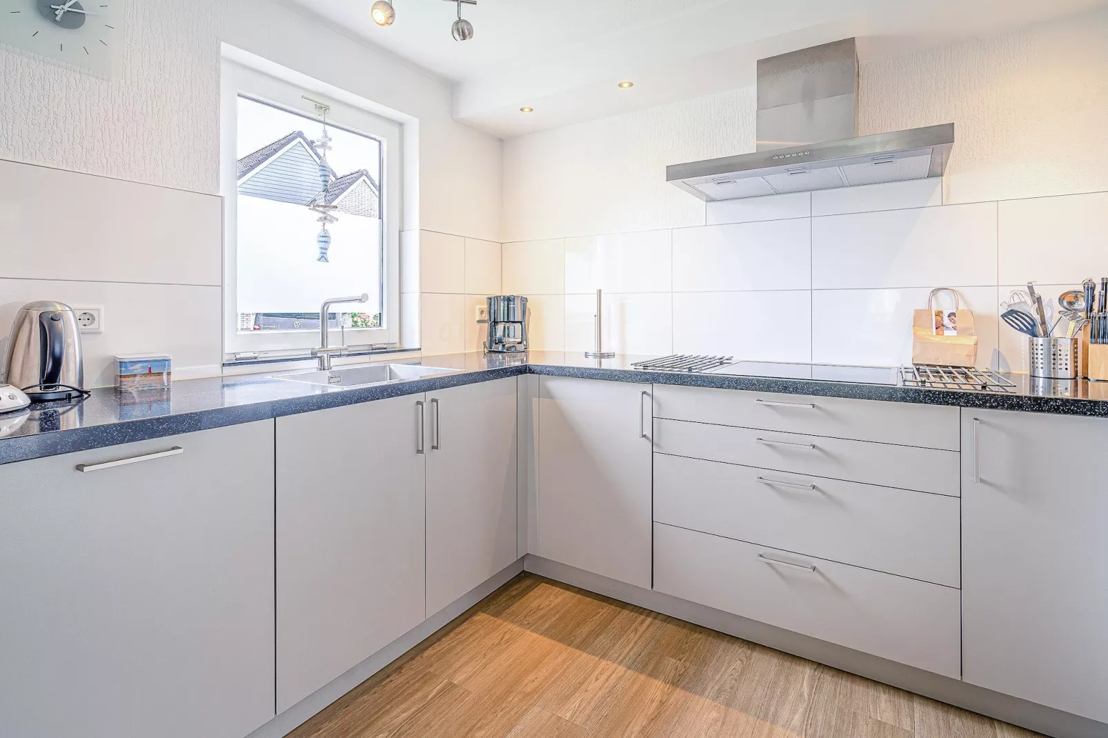 Kamperfoelie 37-Keuken