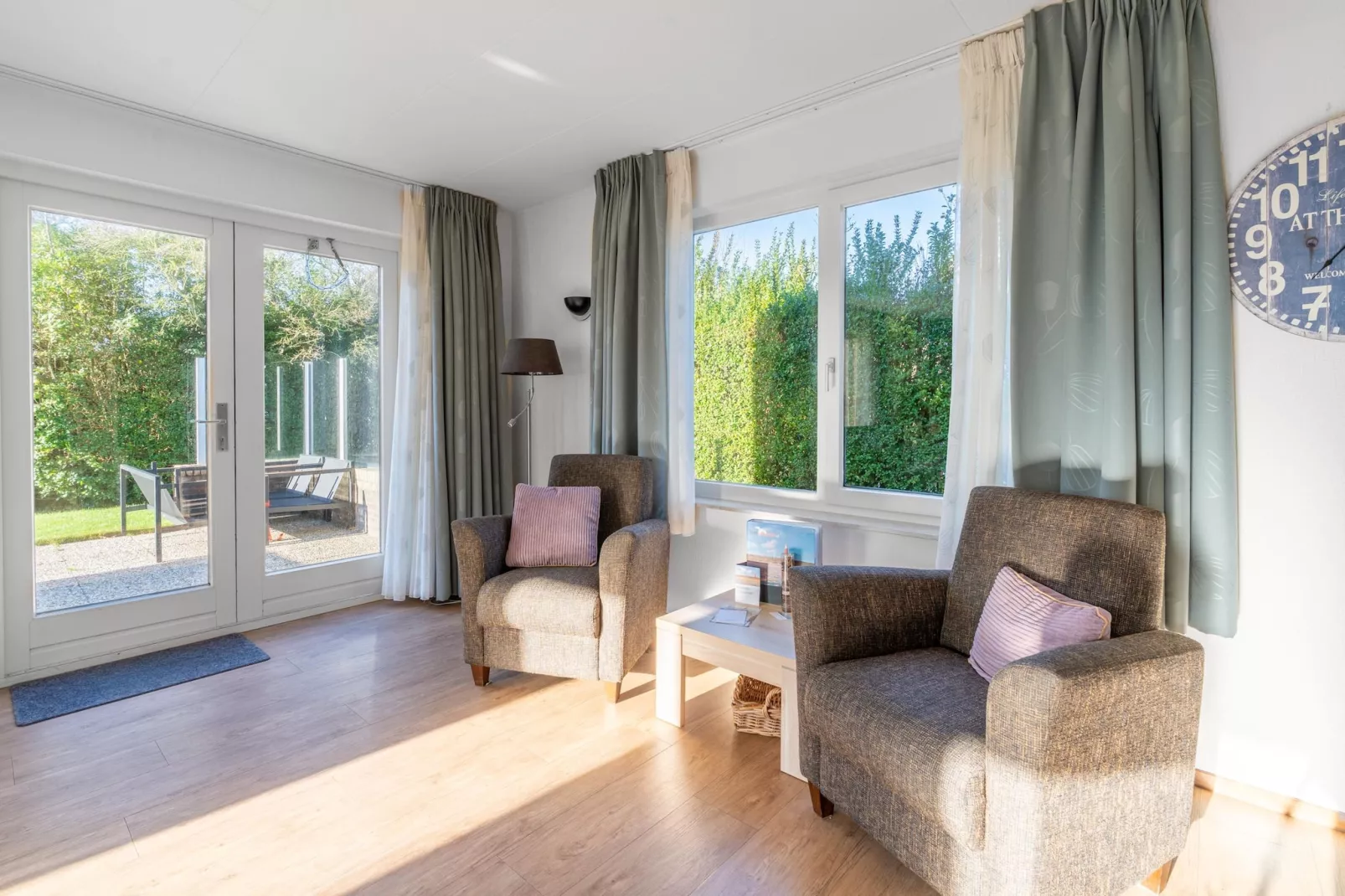 Kamperfoelie 97-Woonkamer