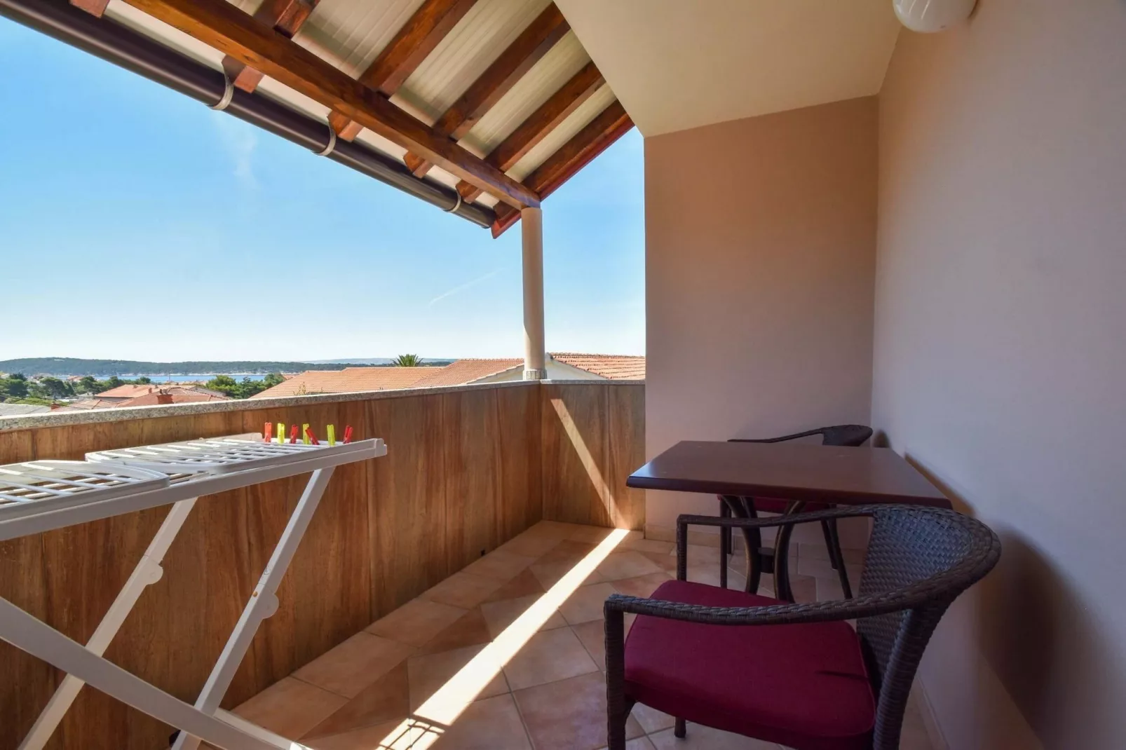 Apartments Jaklin -  Studio Apartment with Balcony and Sea View C-Terrasbalkon