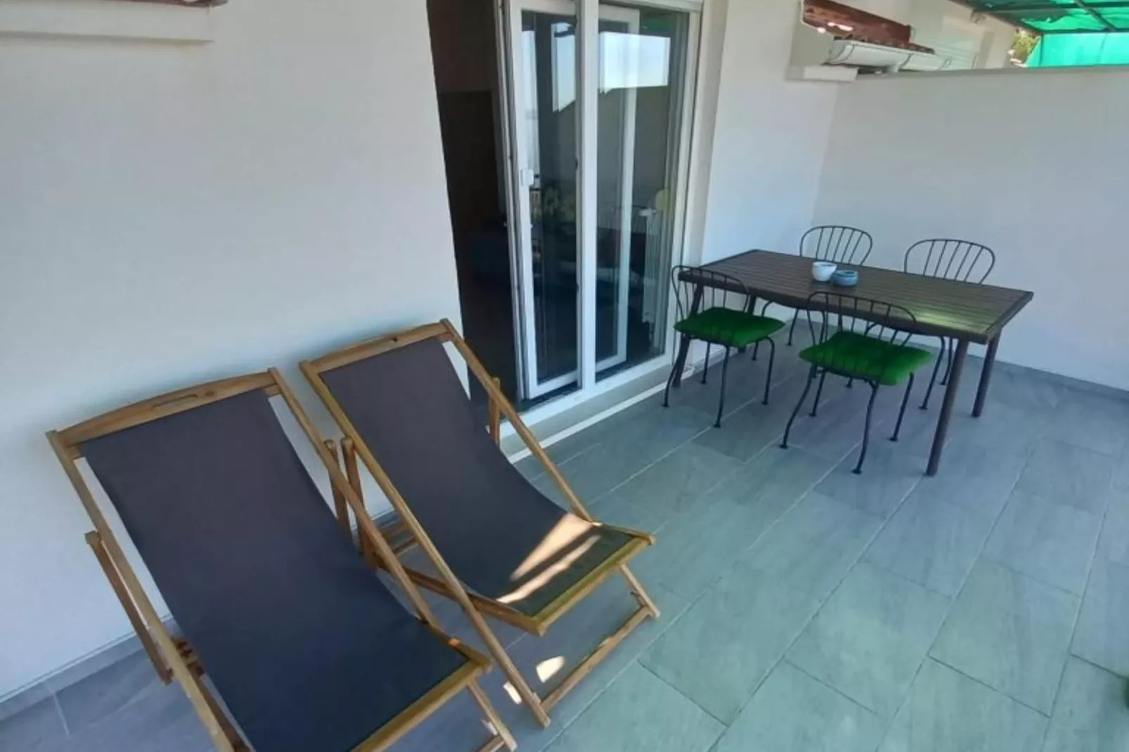 Superior One Bedroom Apartment with Balcony and Sea View-Terrasbalkon