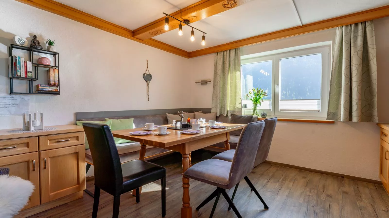 Sonnenschein I-Eetkamer