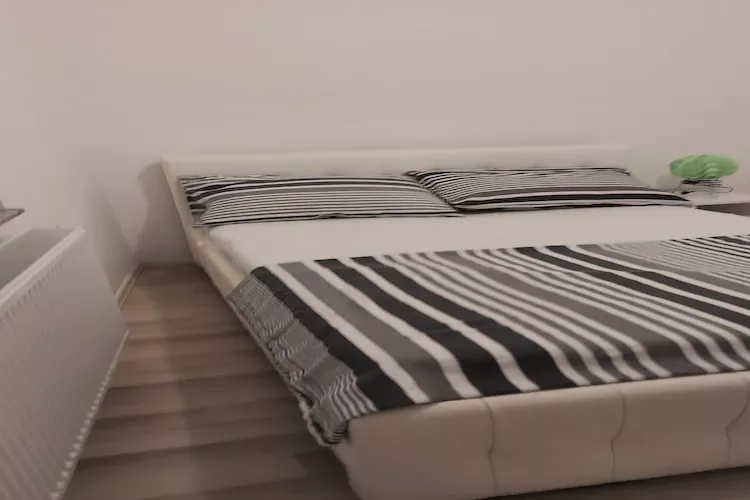 Apartment Villa Louminos - Two Bedroom Apartment with Terrace and Sea View-Slaapkamer