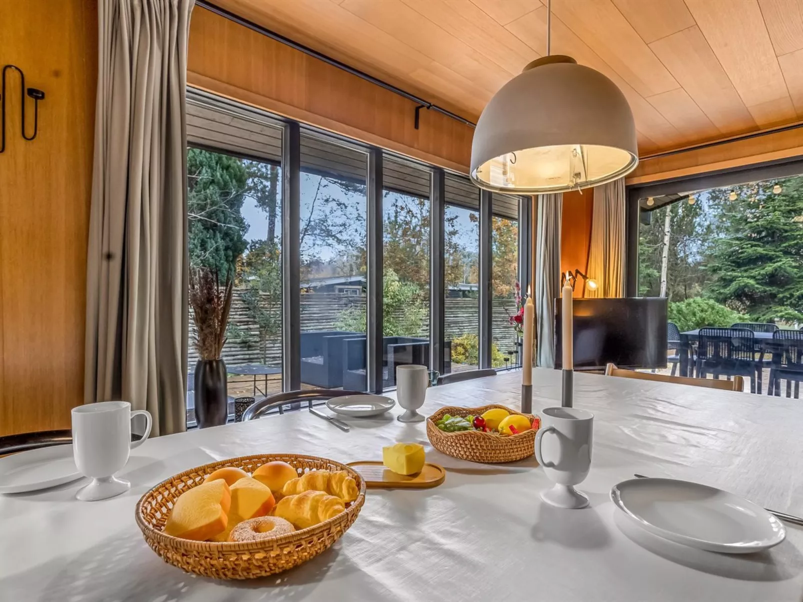 "Sheyla" - 70m from the sea-Binnen