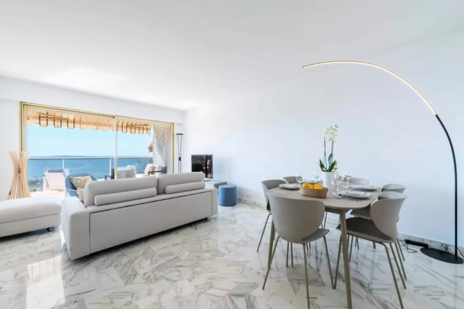 Résidence 3p Vue Mer, Piscine – Cannes Croix Des Gardes-Niet-getagd