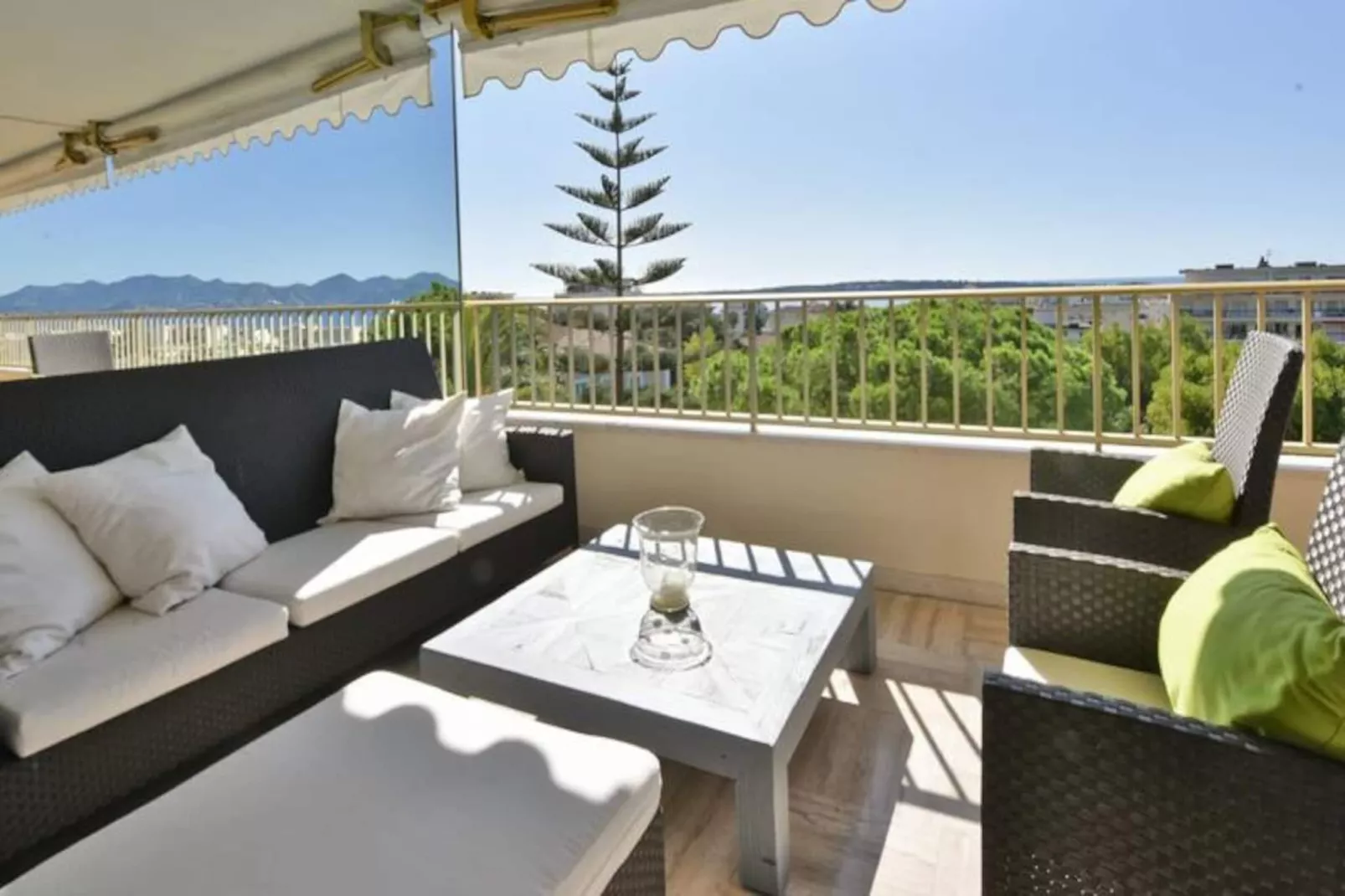 Résidence 3p Proche Centre Ville, Piscine Et Vue Mer-Niet-getagd