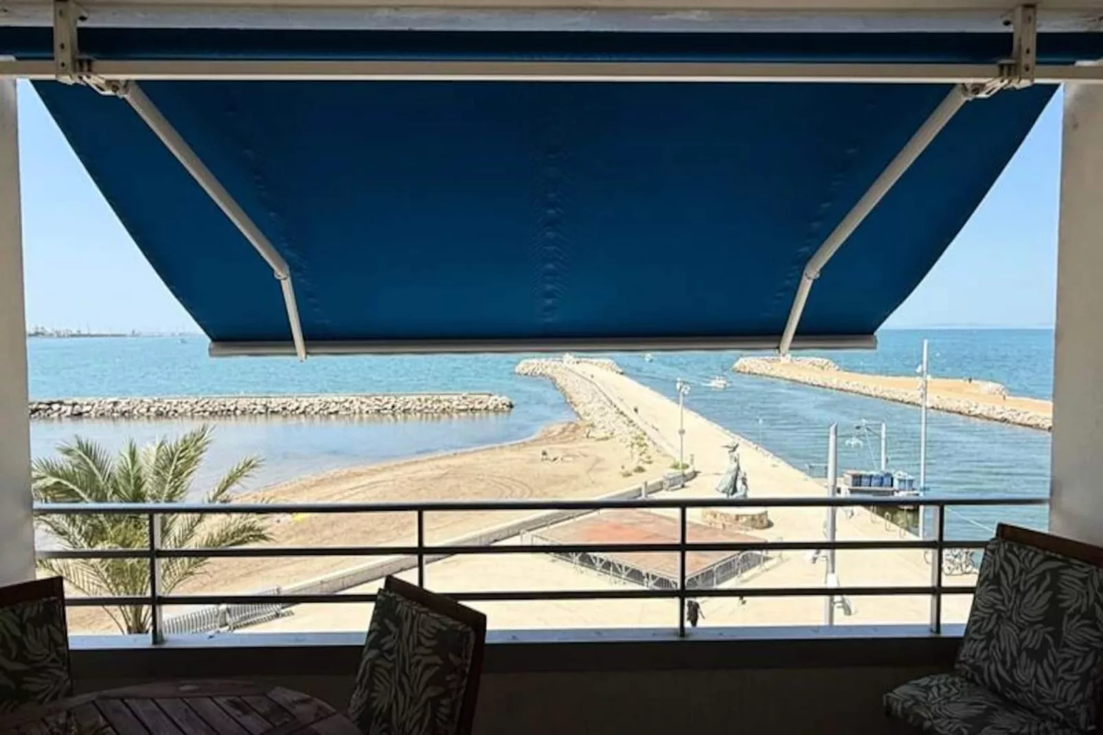 Résidence Superbe T3 Traversant Avec Terrasse Face Au Chenal Vue Mer &ndash; Imp&eacute;rial 4-Niet-getagd