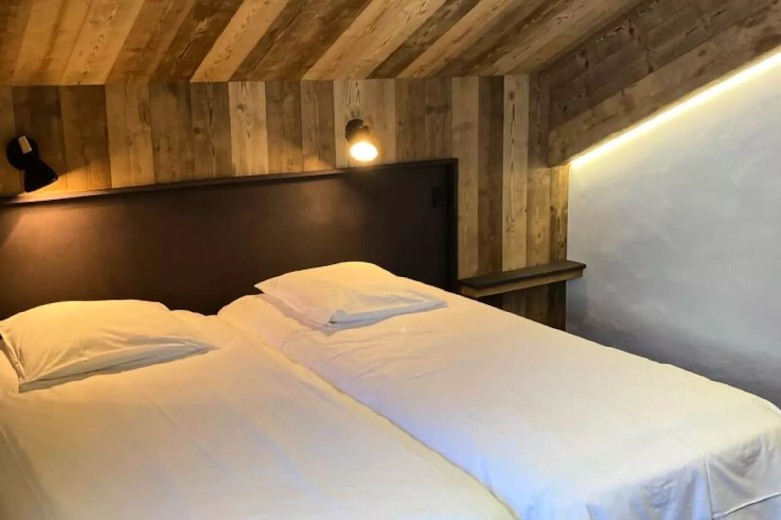 Résidence Camy-Niet-getagd