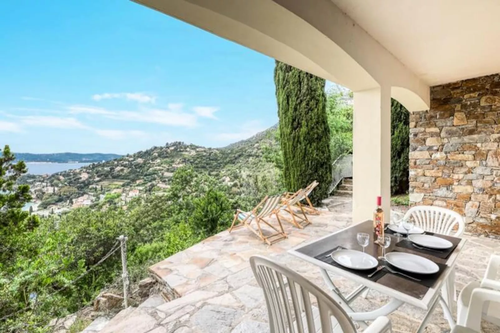 Résidence T2 Lumineux Avec Terrasse Et Vue Mer &ndash; Le Lavandou, Aiguebelle-Niet-getagd