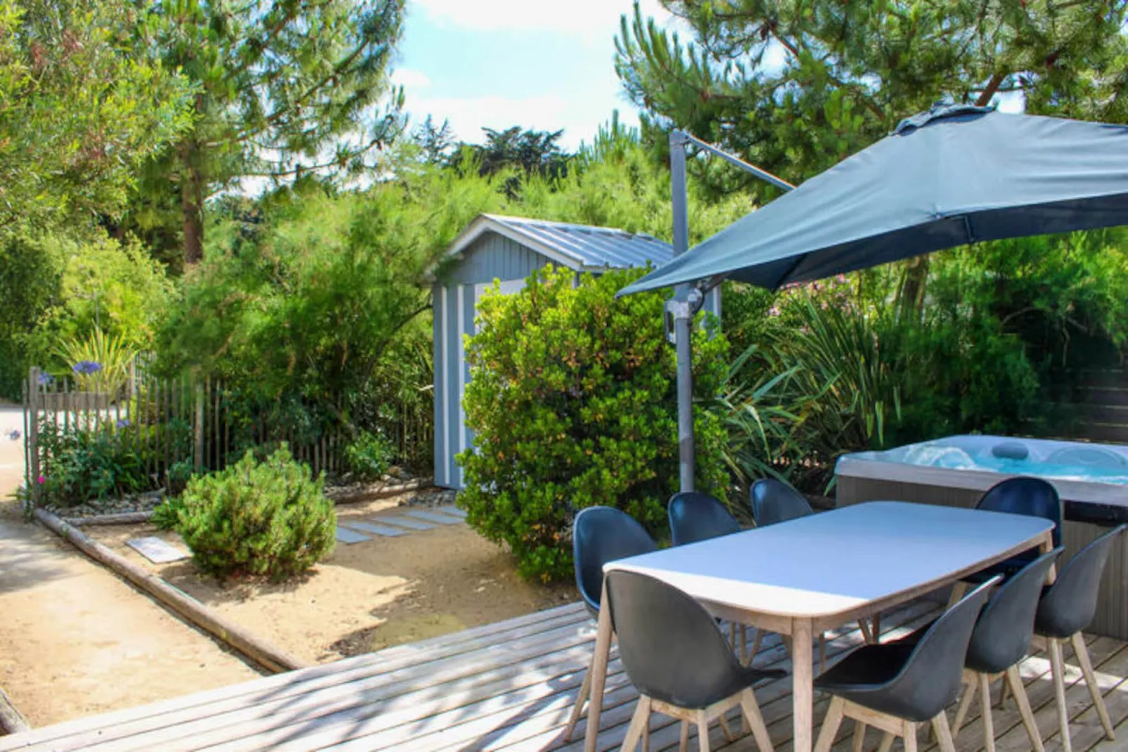 Villa Indon&eacute;sie - Domaine Le Sherwood-Niet-getagd