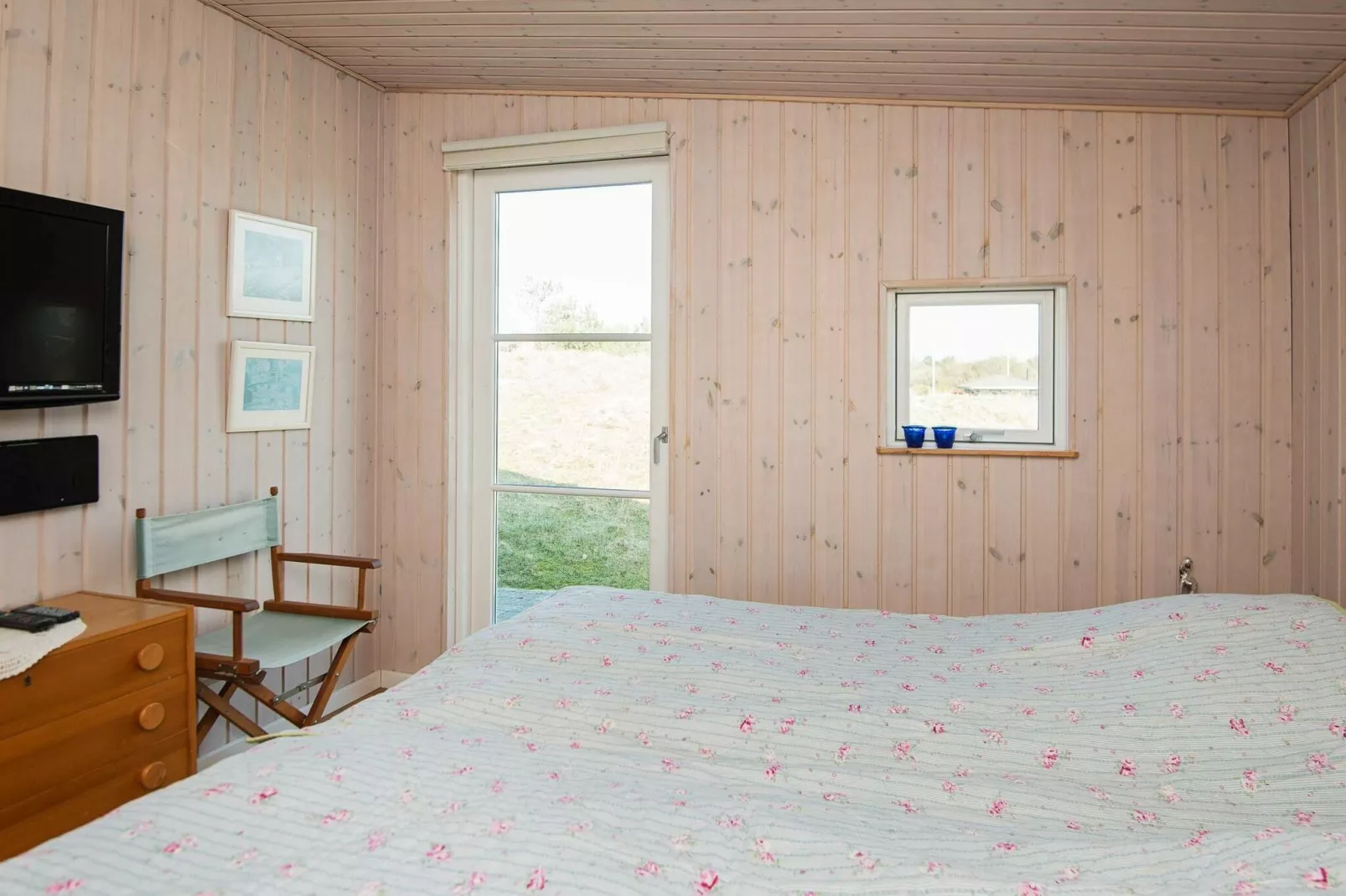 Rustieke Strandhut in Rindby-By Traum-Binnen
