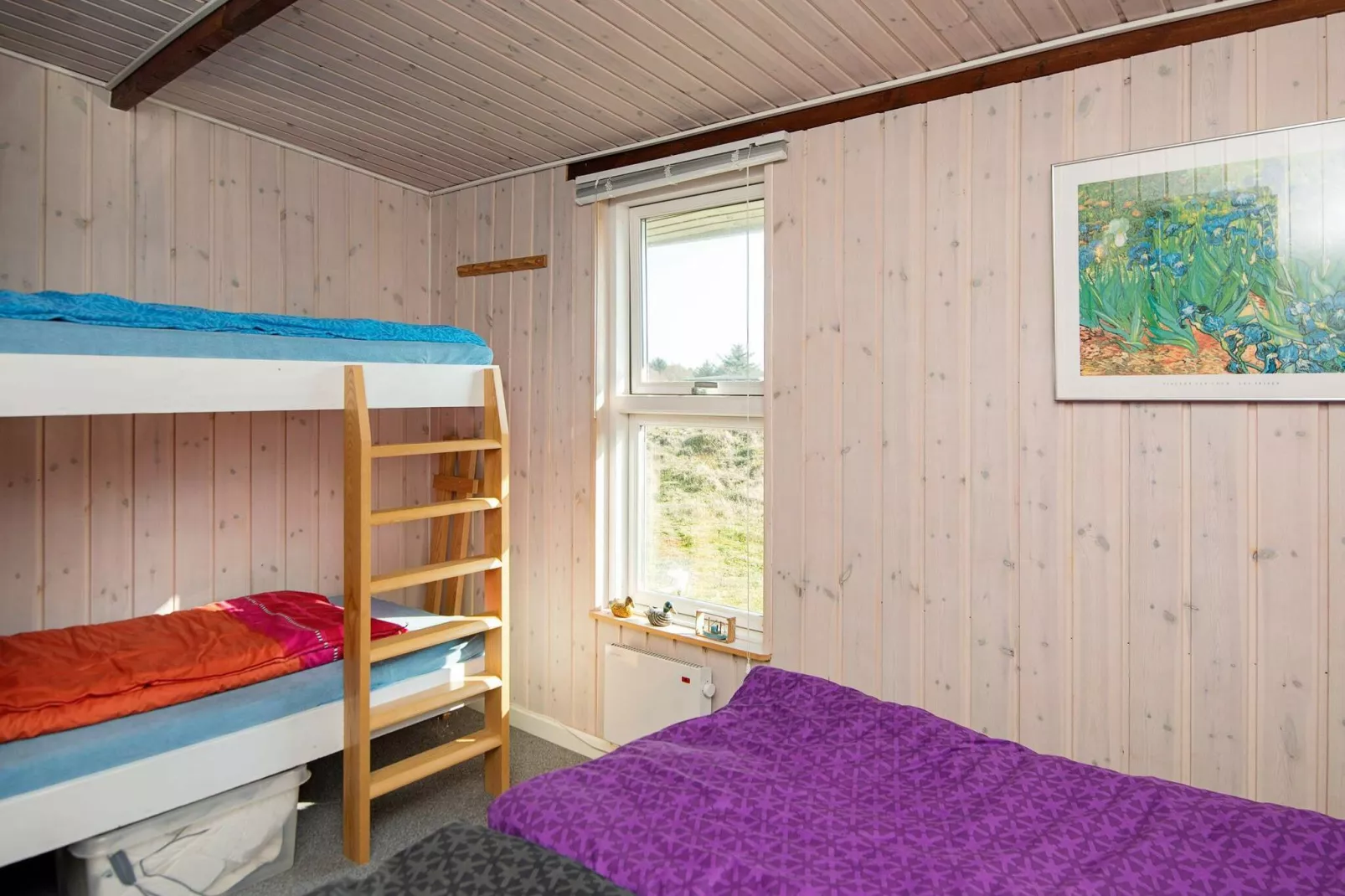 Rustieke Strandhut in Rindby-By Traum-Binnen