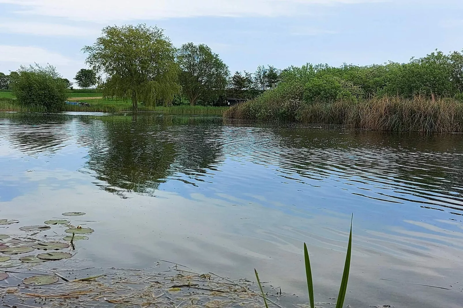 Luxe Spa Retreat aan Zee -- By Traum Ferienwohnungen-Waterzicht