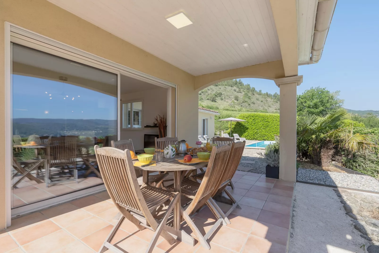 Villa - LES VANS-Terrasbalkon