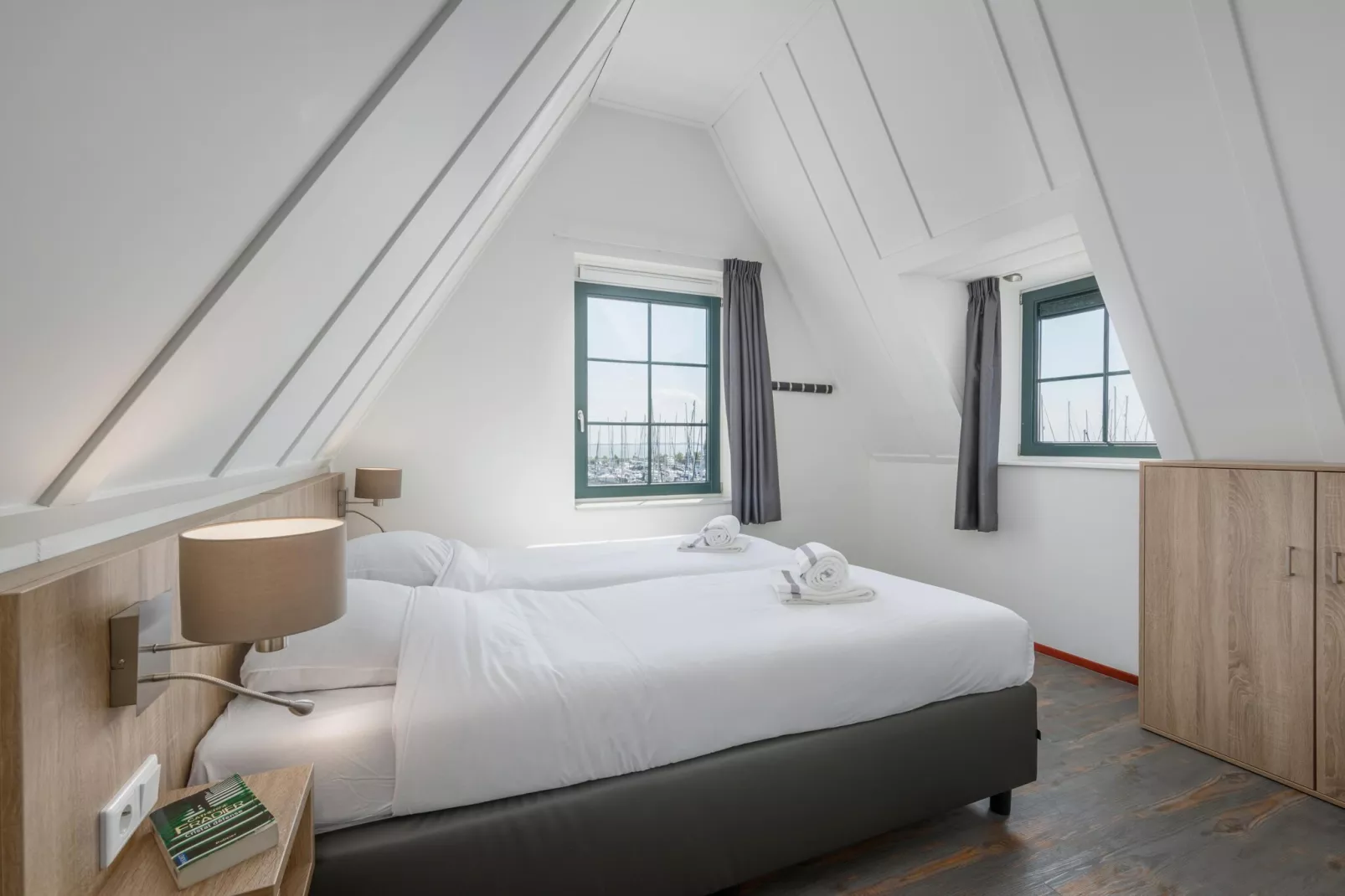 Marinapark Volendam 14-Slaapkamer