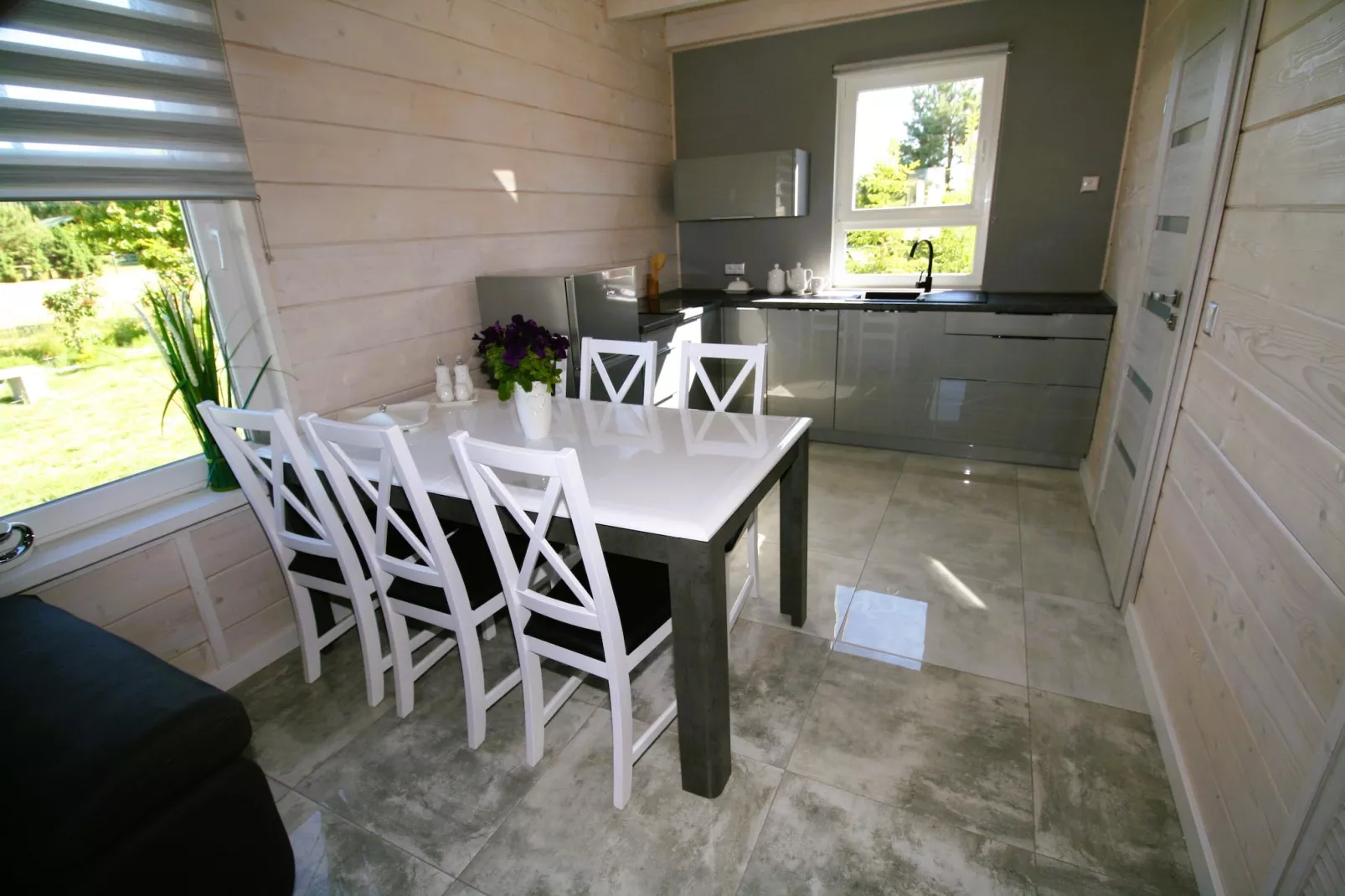 Luksusowa willa w Kołczewie dla 6 osób-Eetkamer