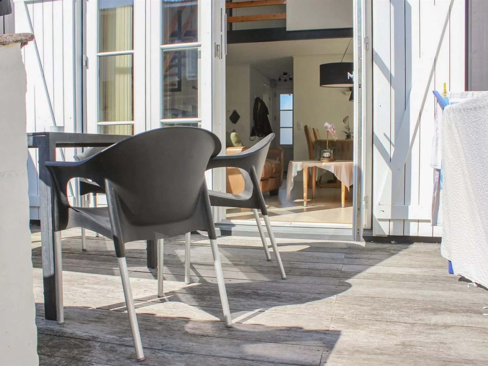 "Eleen" - 100m to the fjord-Buiten