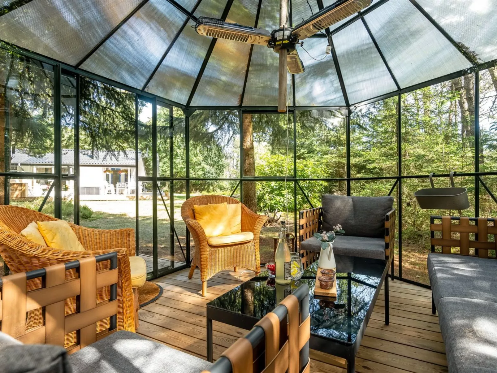 "Hakan" - 4km from the sea-Buiten