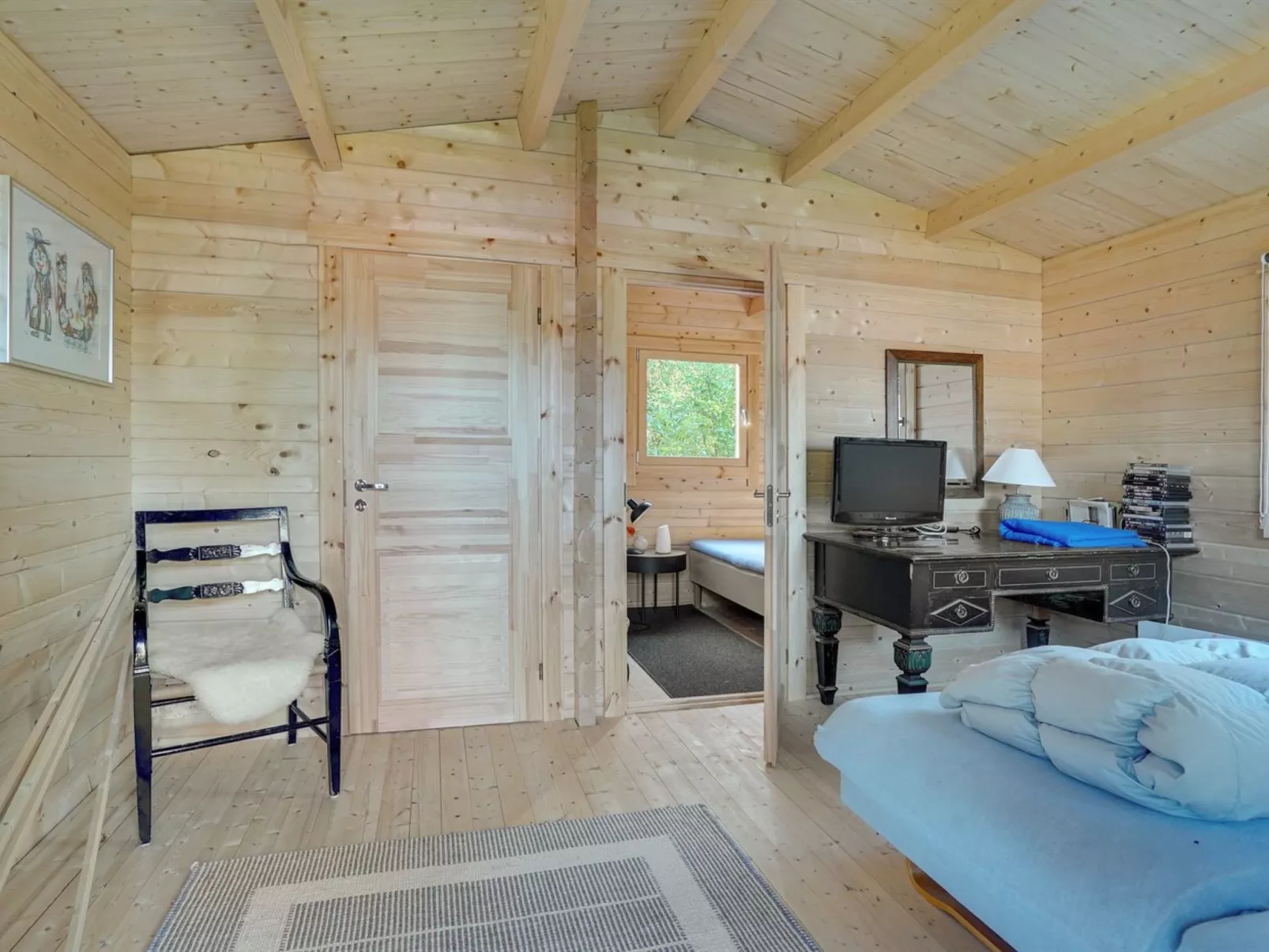 "Thrine" - 100m to the fjord-Binnen