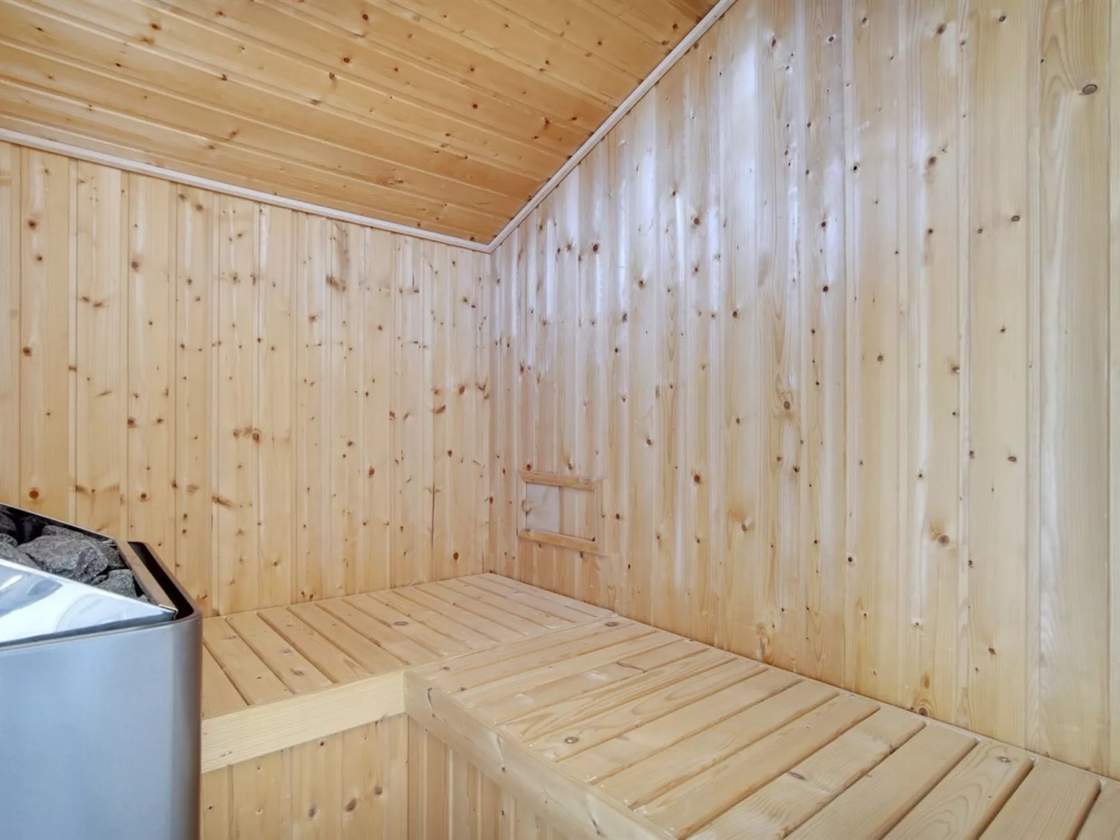 "Konsta" - 200m from the sea-Binnen