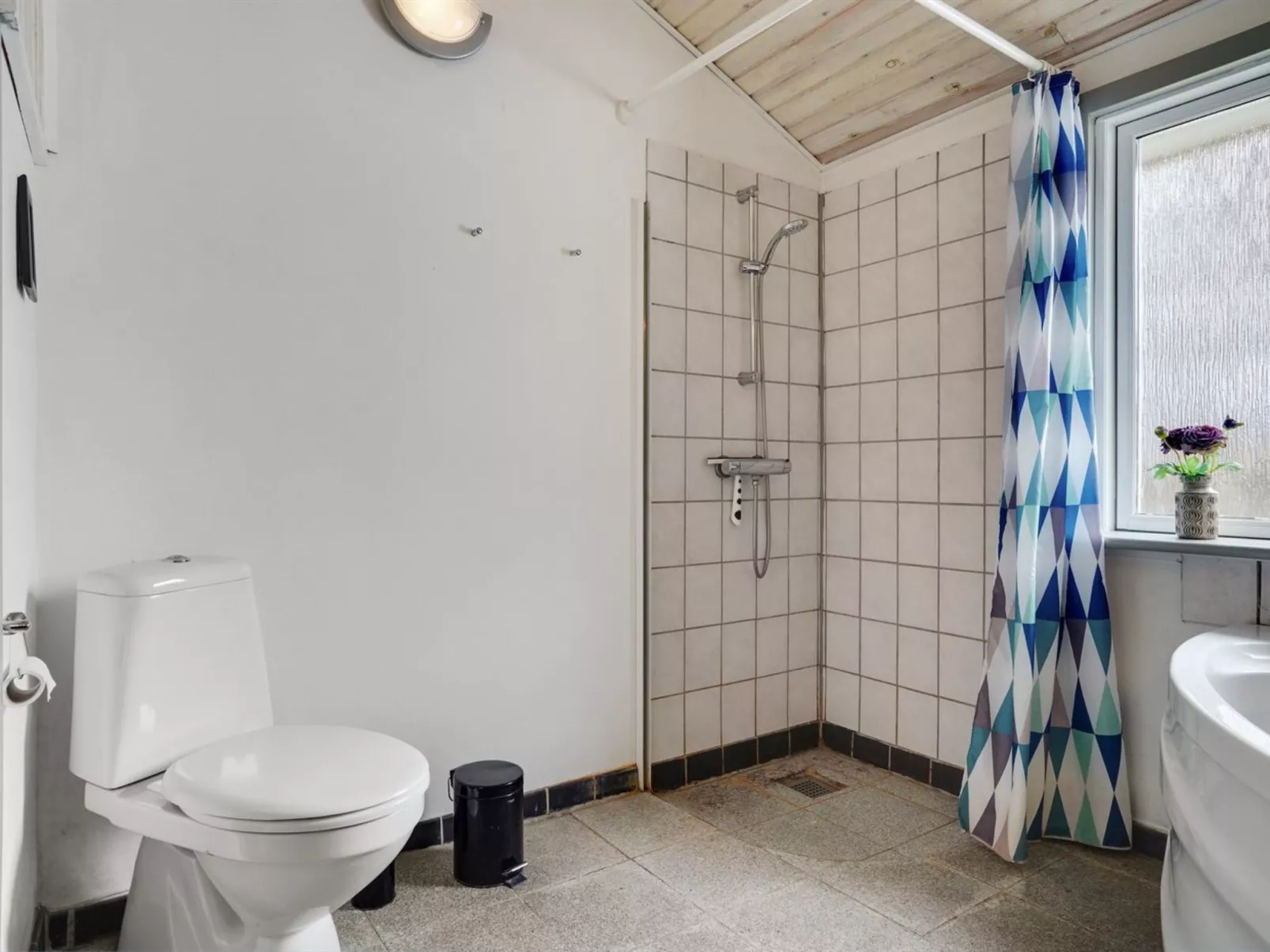 "Aiden" - 300m from the sea-Binnen