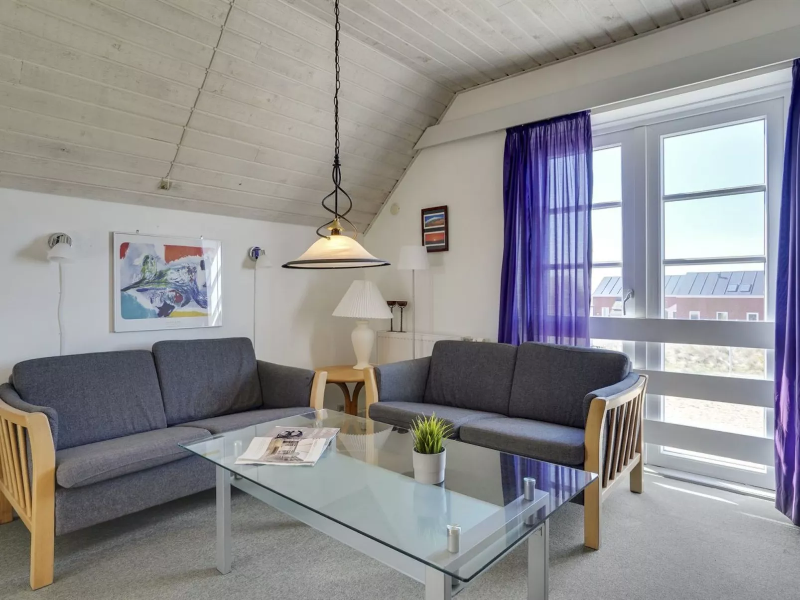 "Otto" - 2.3km from the sea - Binnen