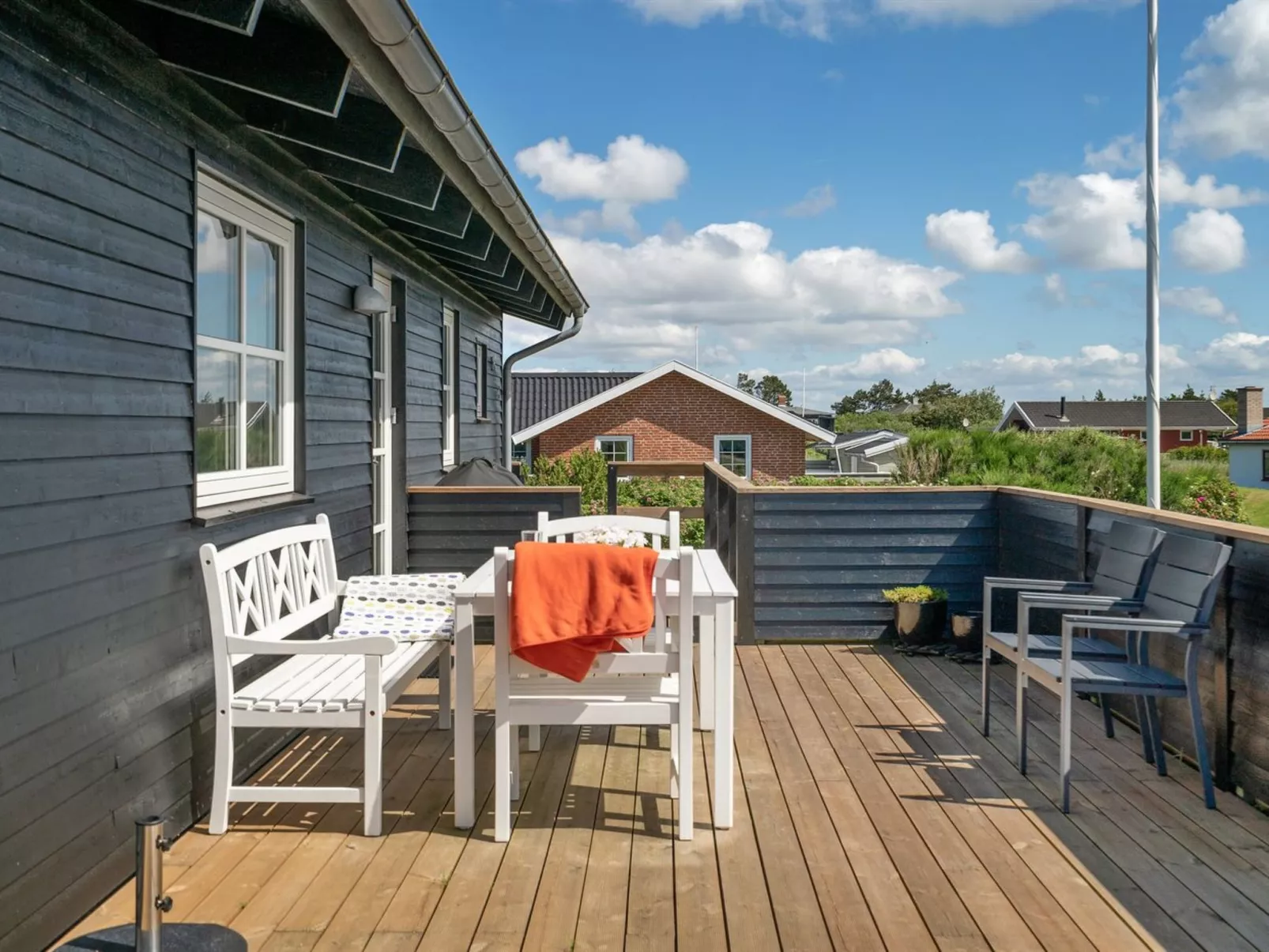 "Ortwin" - 300m from the sea-Buiten