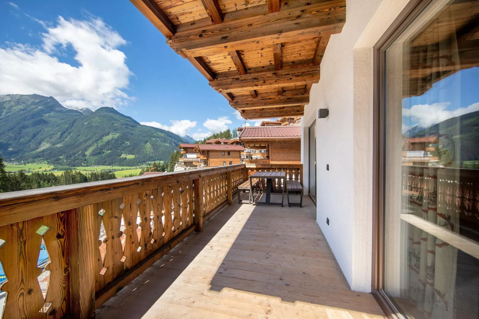 Nationalpark Chalet Ochsenbug-Terrasbalkon
