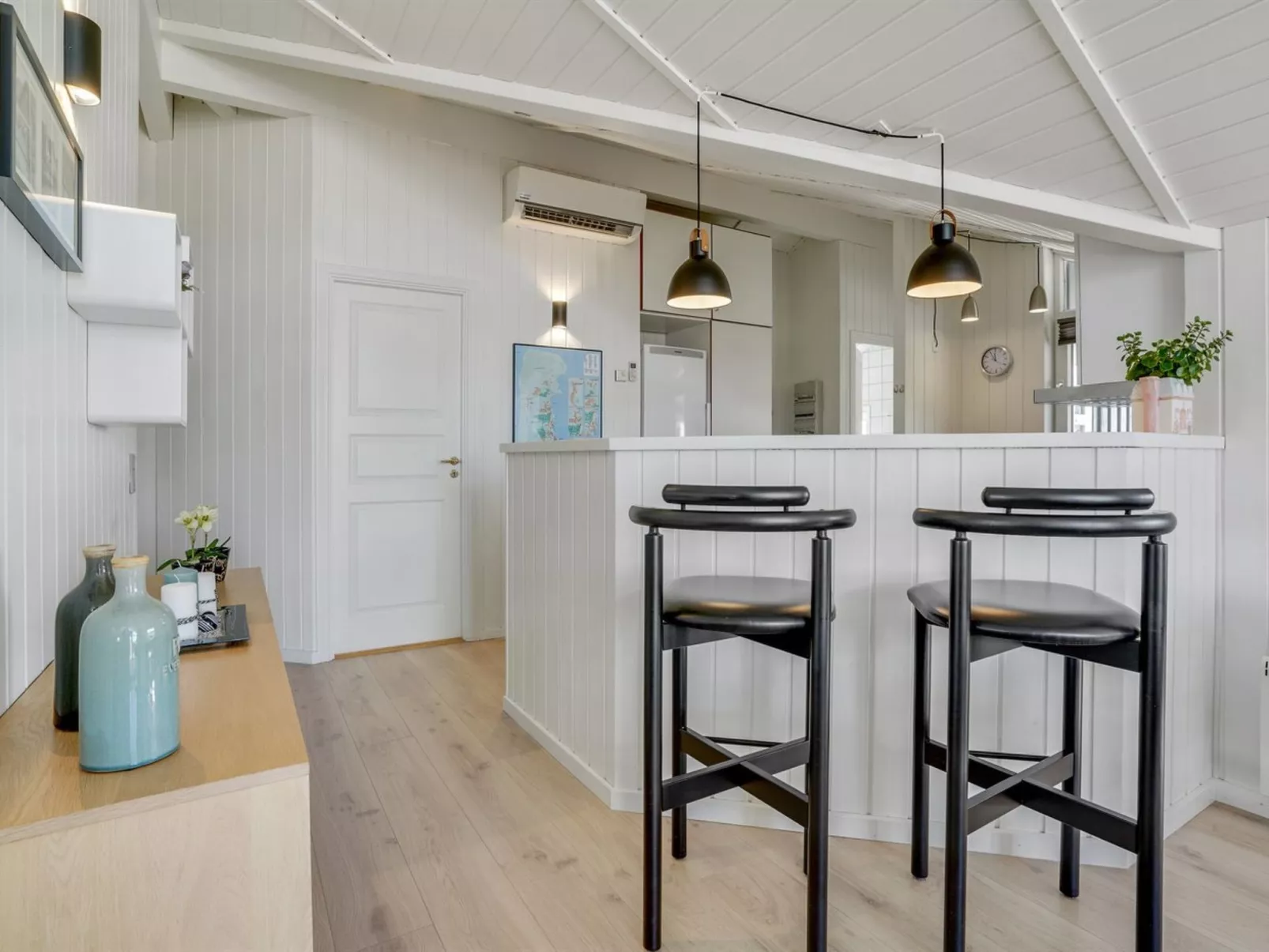 "Freek" - 400m from the sea-Binnen