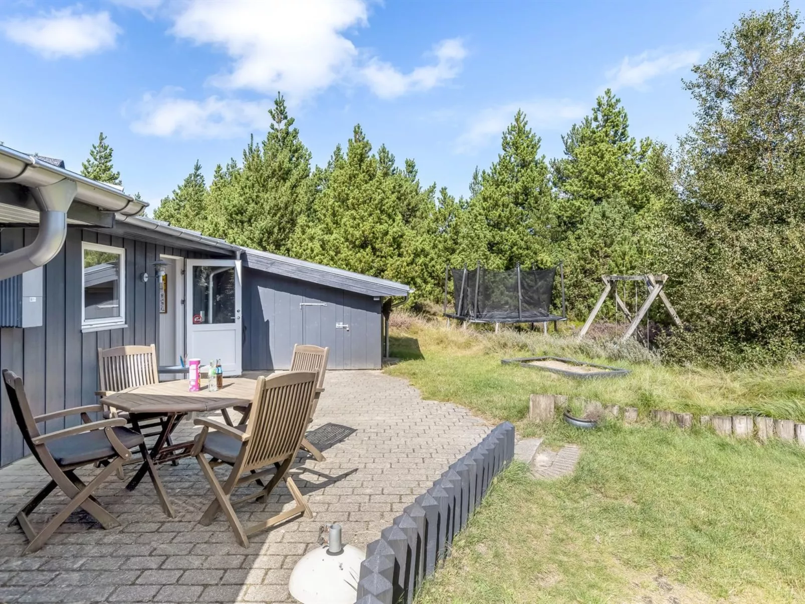 "Roald" - 2.2km from the sea-Buiten