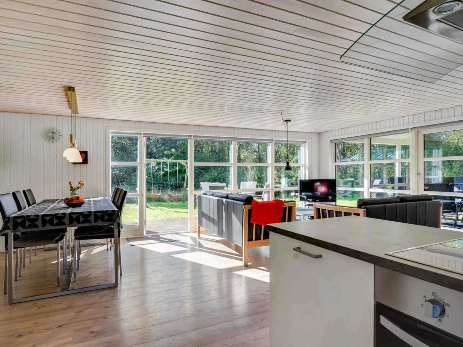 "Dorete" - 2.2km from the sea-Binnen