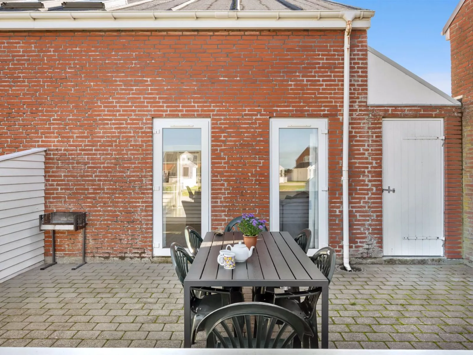 "Odger" - 2.3km from the sea - Buiten