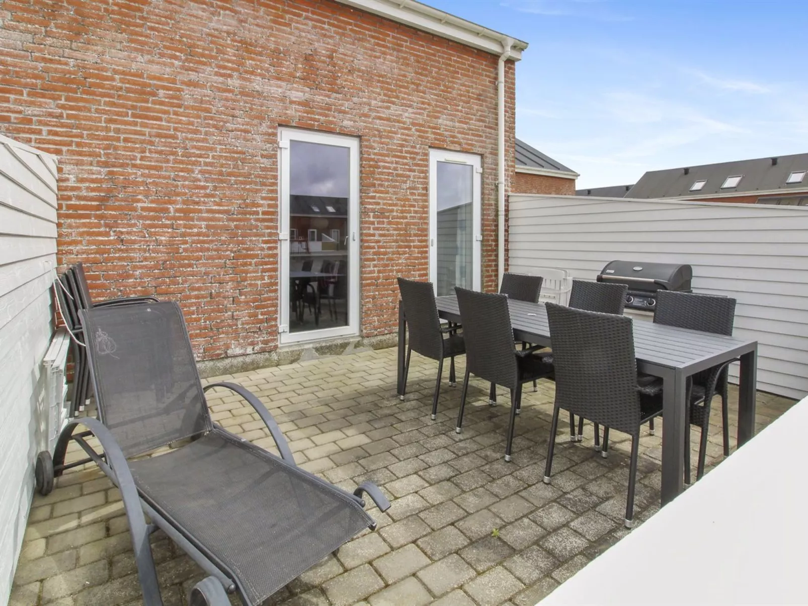 "Héléne" - 2.3km from the sea-Buiten